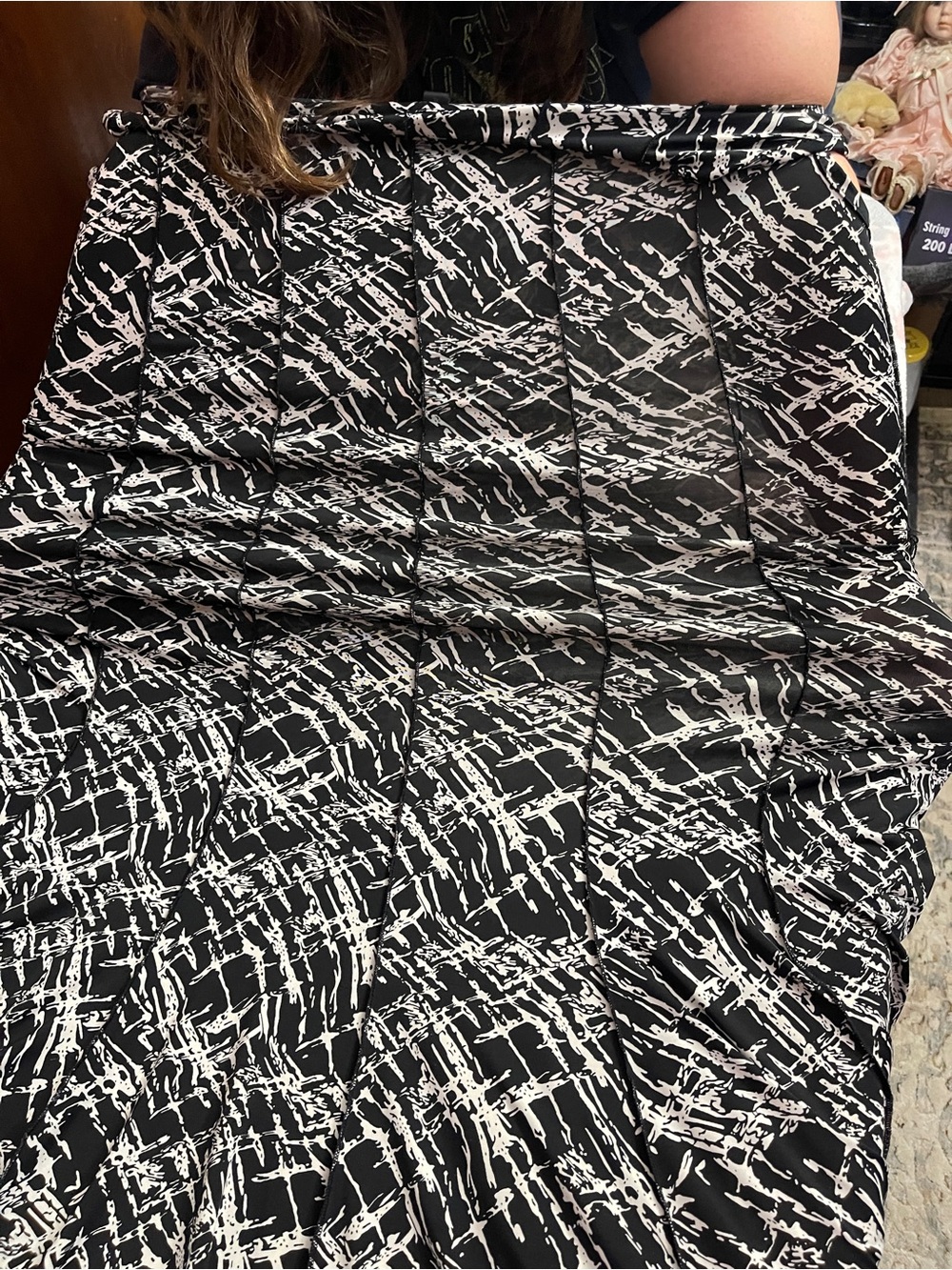 Blooming rose Sleeveless Black and White Midi Dress with Pleated Hem - Picture 6 of 7